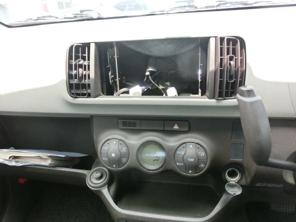 Toyota Passo 2012
